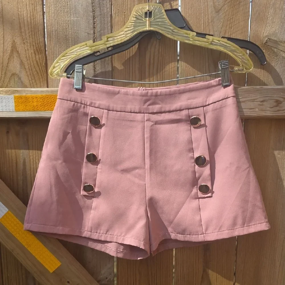 Pink Buttoned Women's Shorts